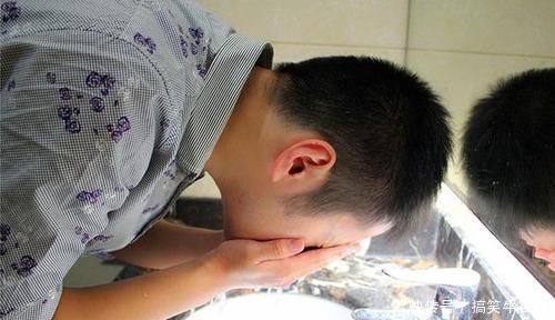 冷水洗脸好还是热水洗脸好区别有哪些多数人没有洗对
