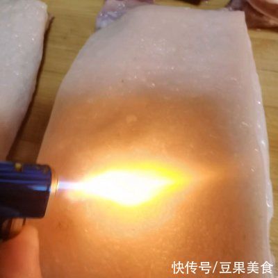 绵白糖|我这样做梅菜扣肉，家人都爱吃