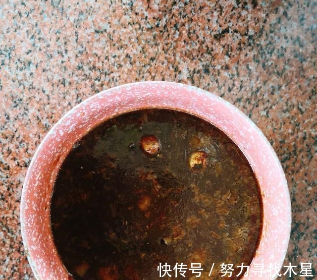 卤鸡脚|自己在家做卤鸡脚,Q弹可口,制作简单又好吃!