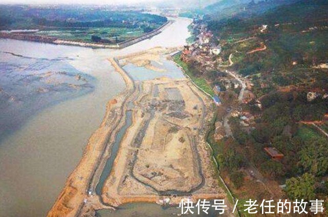 印章@某农民捡到一印章,转手卖了1300万,三年后他过得如何