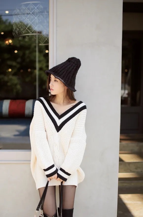 麻花|美图欣赏:孙允珠,秋日麻花编织性感露肩长衫