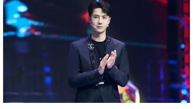 王一博送禮物遭退回，親自署名后，舞者看到瞬間被感動