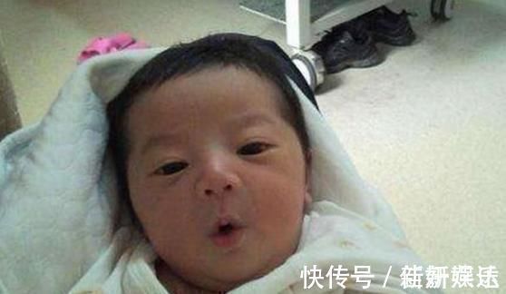 丽丽|24岁孕妇怀上双胞胎,摔倒流产无奈只能清宫,却发现意外惊喜