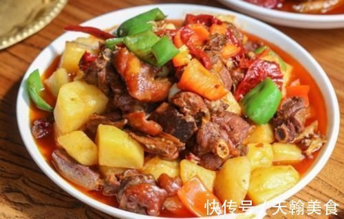 炖鸡肉时，焯水就错了，牢记4个步骤，保证软嫩鲜香，不柴也不腥