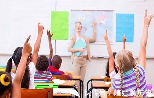 举动|孩子数学课上若有“这3个举动”,没准是个学霸,父母要好好培养