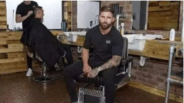 硬币|6年前用硬币当地板砖铺的人家,现在成啥样了看完你可能不相信