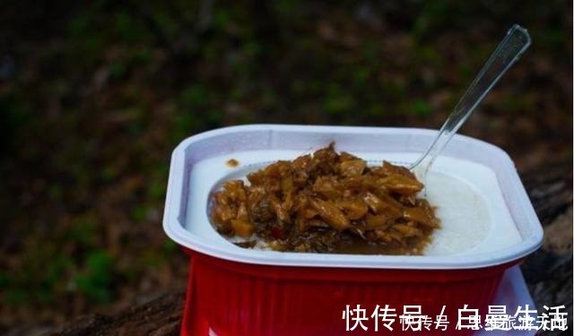 宝宝|这3种“糊涂饭”别给孩子吃了,没营养不说,还影响宝宝身体发育