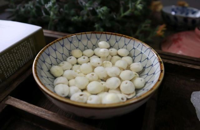 常年滋补的一道饮品，每天来一杯，再也不怕被叫阿姨了