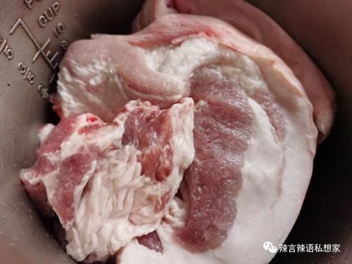  动手|天冷，教您做咸肉啦，准备好这些材料，一起来对猪肉动手吧！