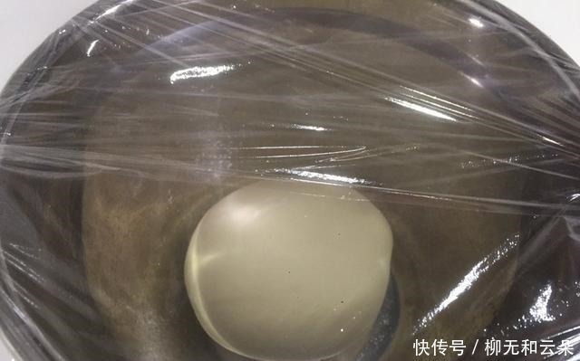 酵母粉|蒸馒头，别只加酵母！学会加“2白”，馒头凉了也不硬，又白又香