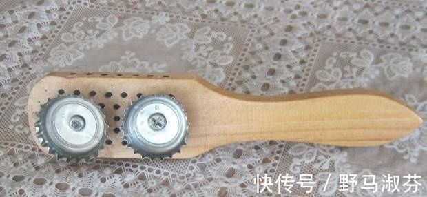 把肥皂放在矿泉水瓶盖上,第二天奇迹发生了