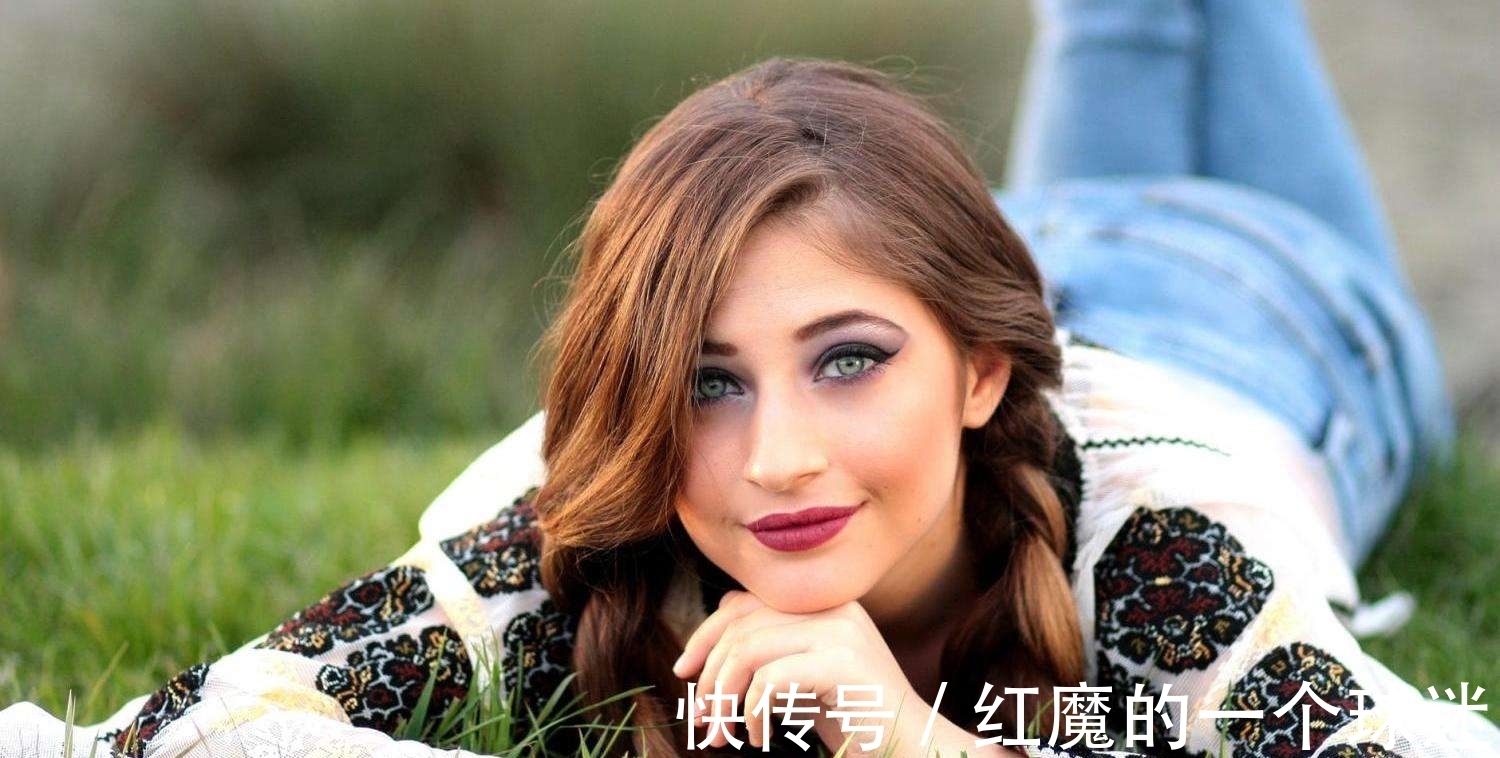 女儿|47岁女人想生2胎,女儿4连问,打消了妈妈的念头,保住了爱情