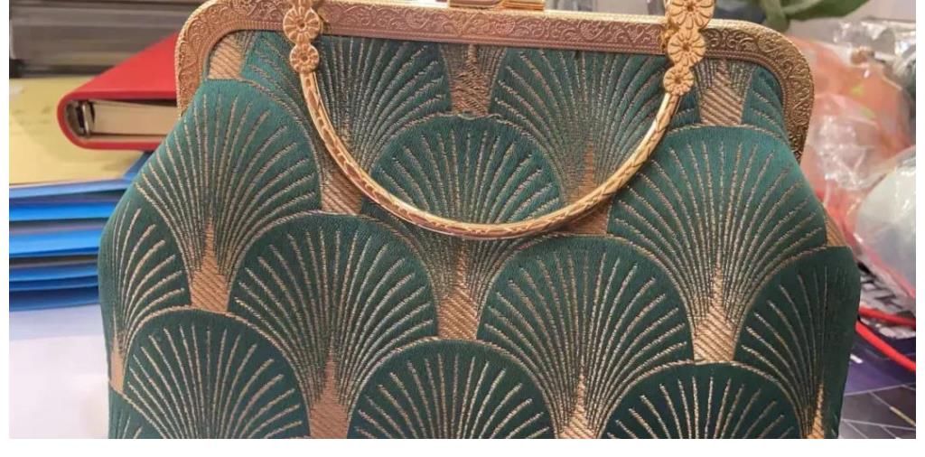 搭配 别找了！最适合搭配旗袍的包包都在这里了，不会让你缺少点什么！