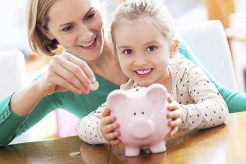 小孩|妈妈趁女儿不在家,偷偷打开孩子“小金库”,画面让她不淡定了