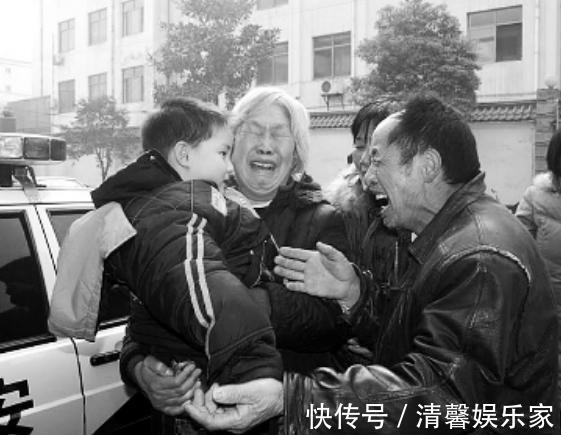 儿子|孩子被拐一年找回,多亏办户口时一个''多余''举动,父母别嫌麻烦