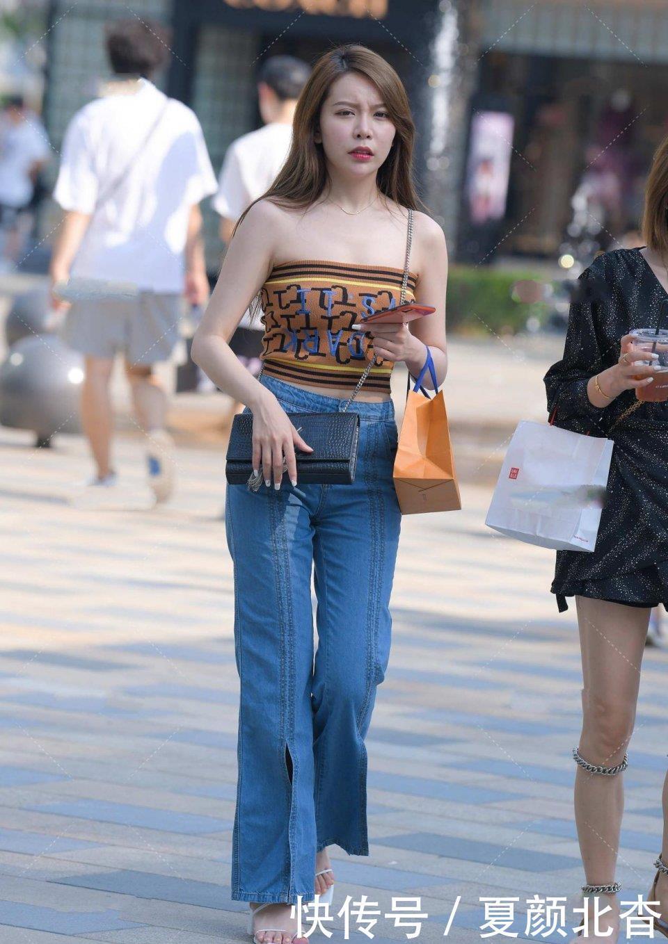 00后看了却不“感冒”,是嫌弃她的腿有点粗吗