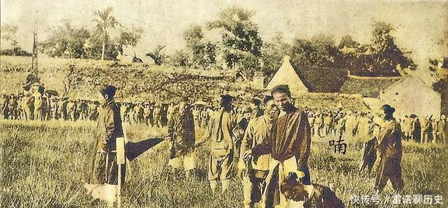 殖民者|法国殖民者斩首越南人全过程当众砍头,死后还被枭首示众