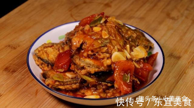 做法|茄夹最好吃的做法,加1个西红柿,酸爽开胃,好吃不油腻,解馋