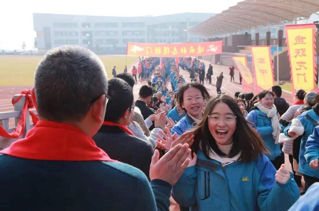 考点|2022年首场高考昨日启幕，我市25926名学子赴考