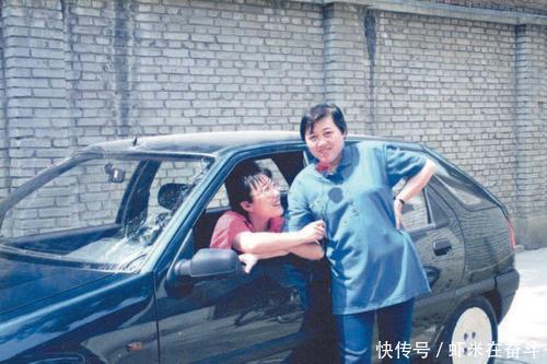 李银河|李银河的择偶观:选择婚姻时,爱比钱重要