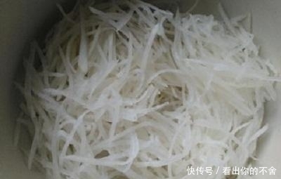 鸡蛋|10分钟就能搞定的早餐,萝卜丝鸡蛋饼