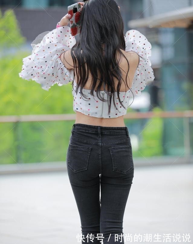 短裤 浮夸的气泡袖上衣,搭配短裤,时尚的个性风范!