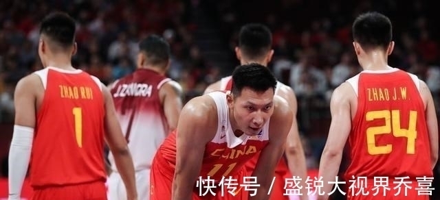 内线|CBA内线排行前5:易建联韩德君皆无缘,4人锁定中国男篮未来主力