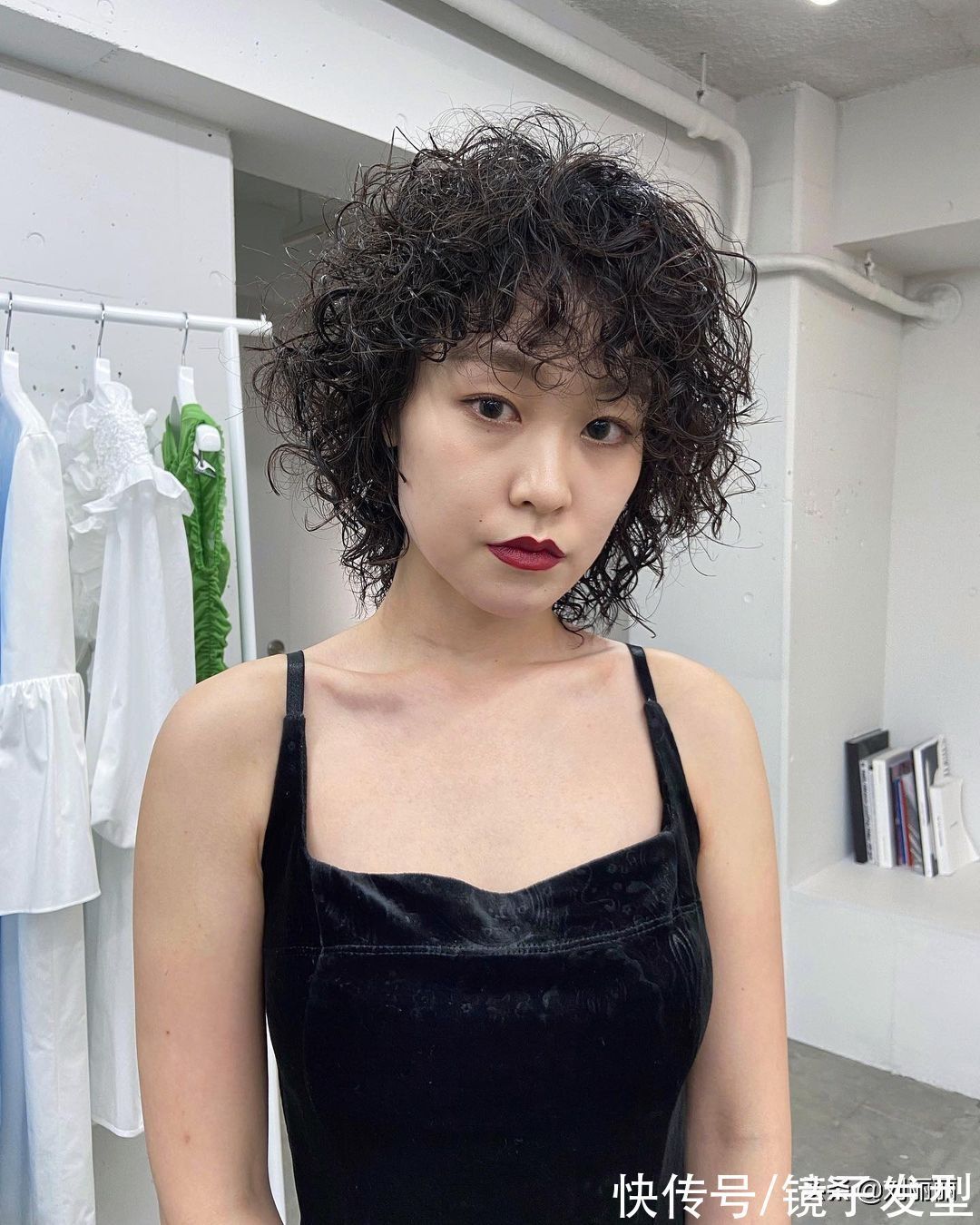 盖盖头 女人都该试试这4种发型,效果真的不一样,它能让你颜值翻翻