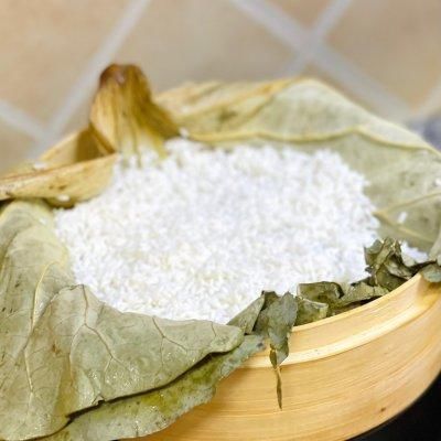 米饭|这样的食材超丰富的腊肠荷叶饭你能吃多少？