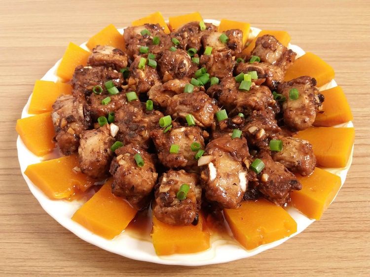 秋冬吃蒸菜正合适，有荤有素，营养好吃超下饭，孩子特喜欢