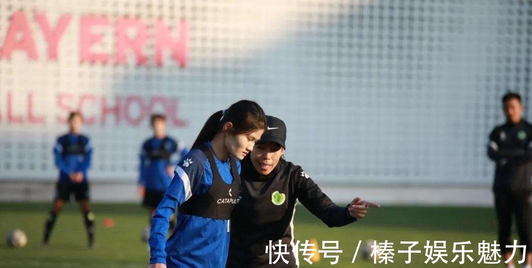 女足|3连胜+27球!陈婉婷率队晋级八强,末轮替补阵容出战,竟踢出11-1