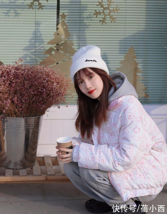 冬季 羽绒服今年流行“穿短不穿长”,学博主这样搭配,冬季最in的存在