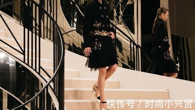 菱格纹 香奈儿双色鞋凭什么风靡全球?带你认识此生必须拥有的一双经典款