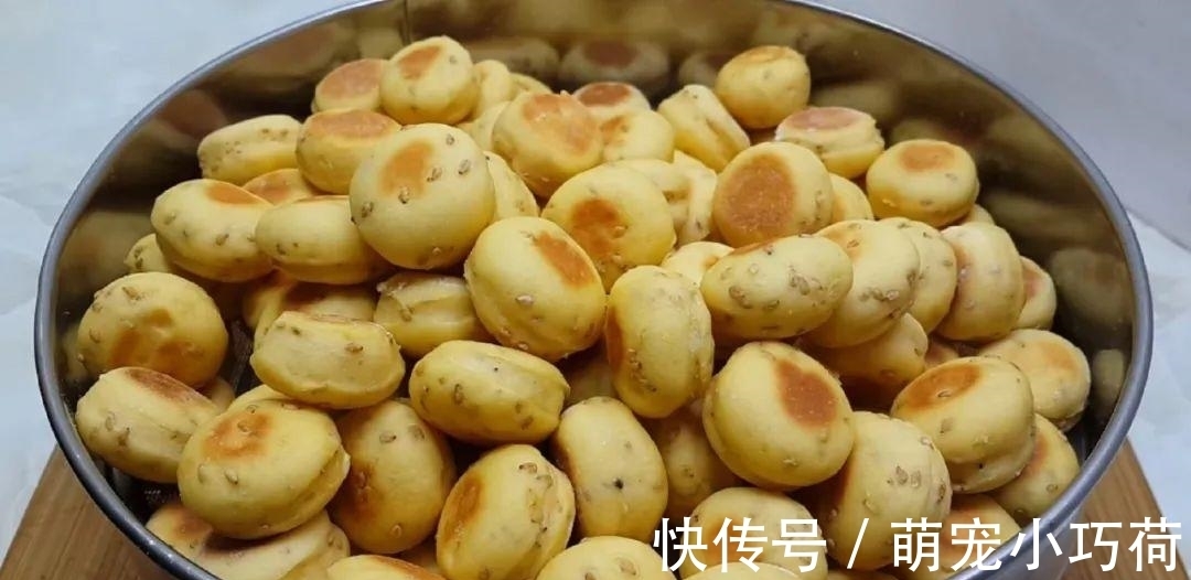 保鲜膜|1个红薯，3勺面粉，不用一滴水，做出创意小吃，保证孩子天天嚷着吃