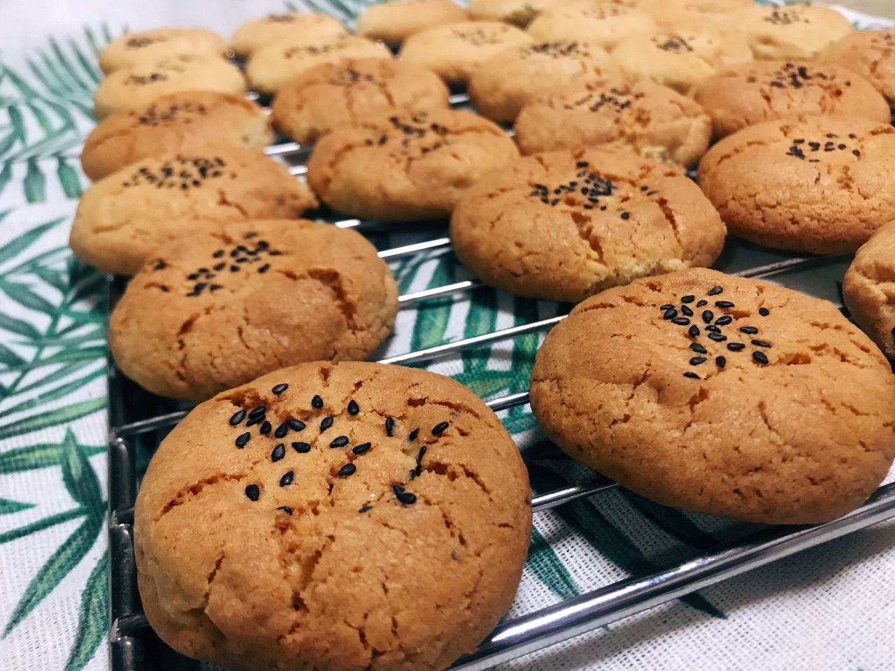 【核桃酥】的做法+配方，又香又不腻，补脑点心好营养，零失败！