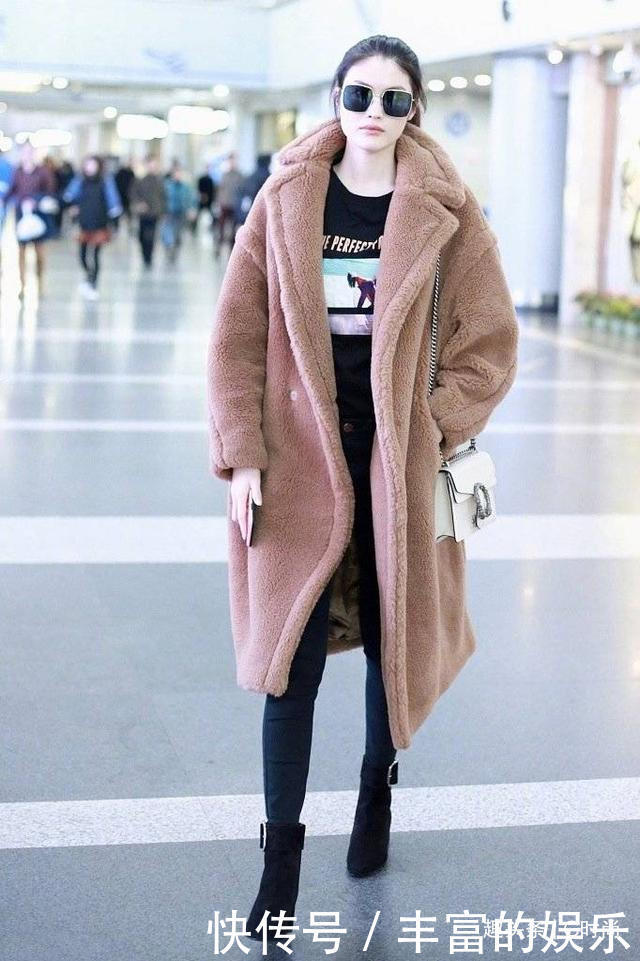 冬天就要把自己裹得毛茸茸的,时尚保暖的泰迪熊大衣不容错过