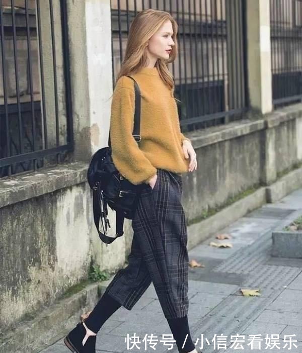 毛衣|最近火了一种“保暖穿法”,叫“毛衣+高腰裤”,显高显瘦又时髦