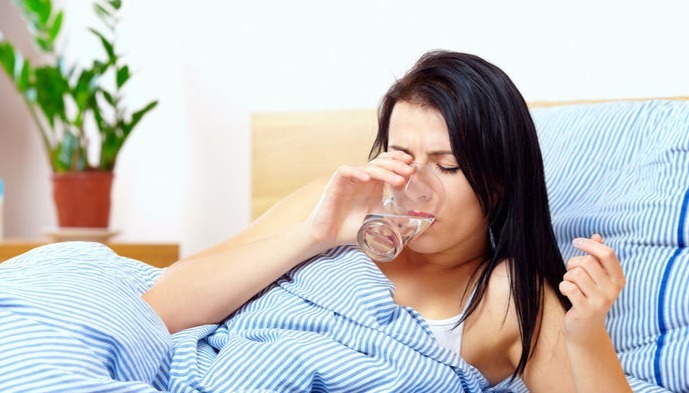 衰老|早起一杯水,你的脾肾就是如此喝衰老的,很多人还以为是养生