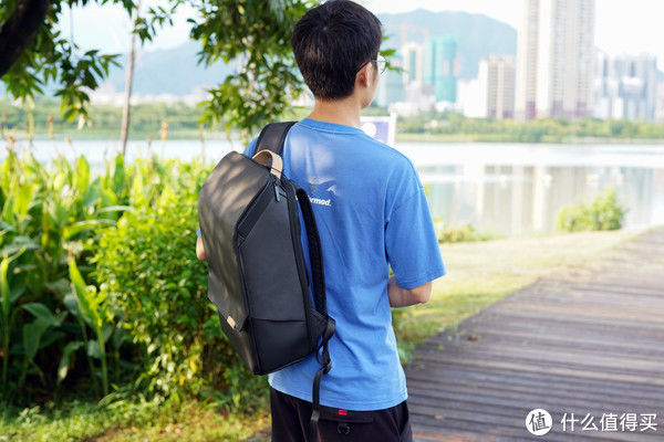 口袋|大学的书包该换新了!地平线8号零感背包使用分享
