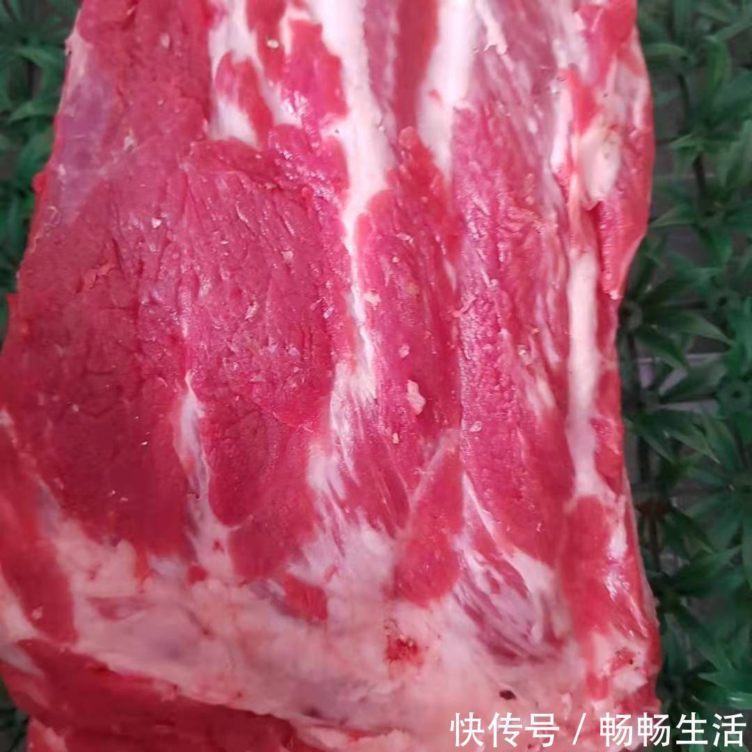 肉质|买羊肉,肉贩告诉你“3吃3不吃”,商家不敢忽悠你,肉质新鲜好吃