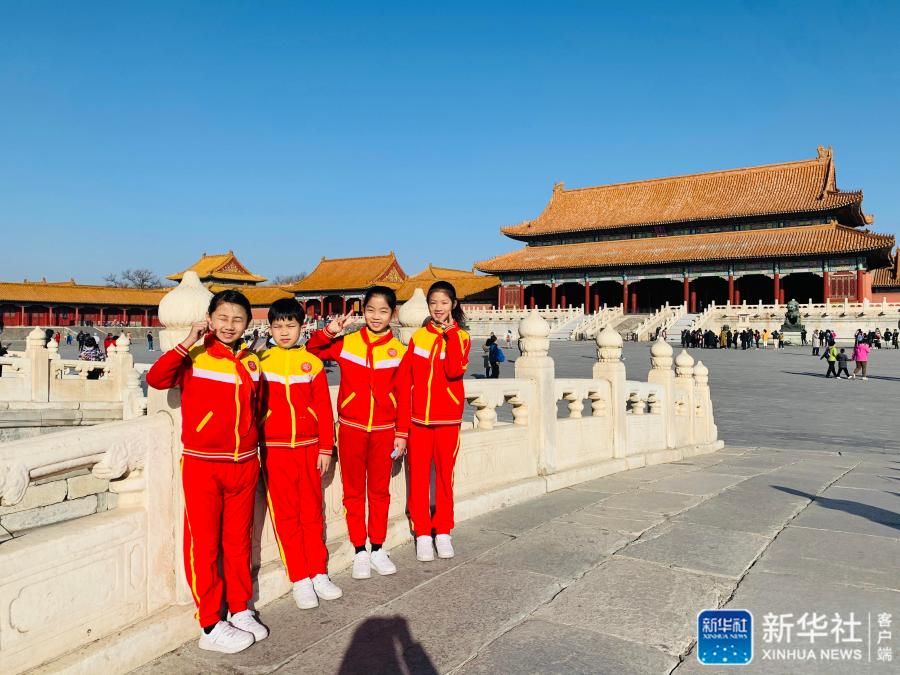 春晚舞台上的这四个孩子，从大山深处走来……