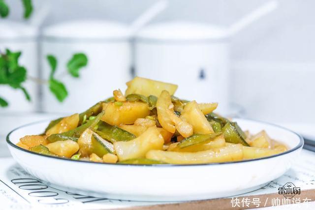 喜欢|土豆别再炒丝了,这种做法比土豆丝好吃多了,你试试