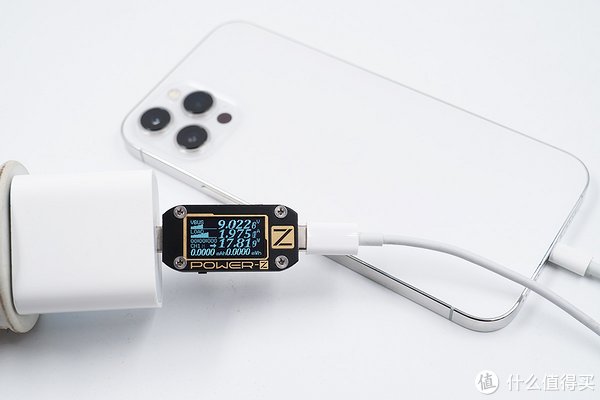 屏幕|有线平常心无线很尴尬，苹果iPhone 12 Pro Max充电评测