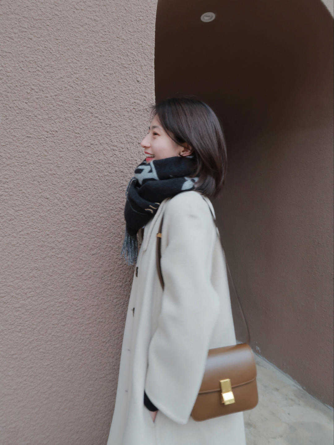 烟管裤|2021秋冬这几种大衣火了,洋气保暖又大方,怎么搭配都高级