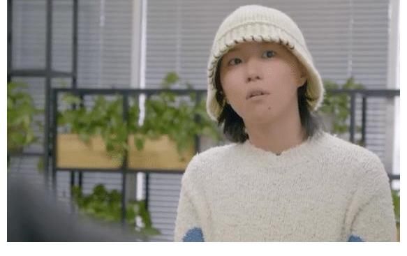 心疼!星二代也有烦恼,窦靖童节目中掩面哭泣,自曝遗产交给弟妹