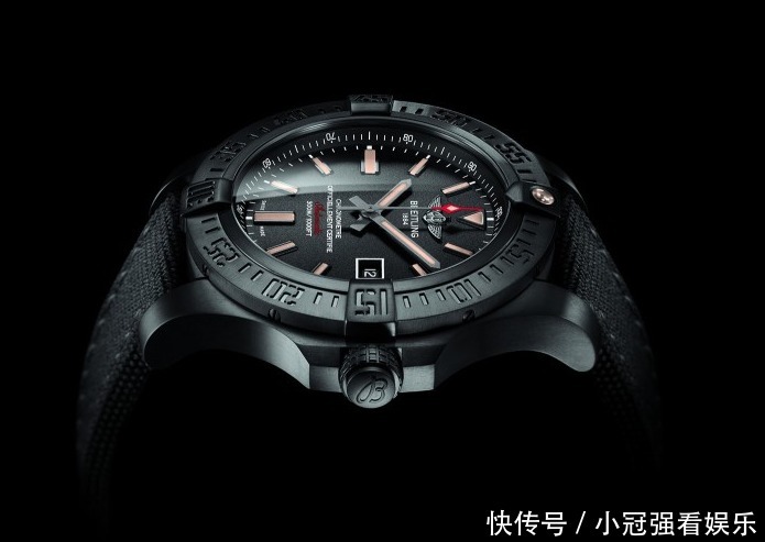 机芯|手腕太粗没有手表戴？百年灵复仇者黑鸟侦察机，你应该喜欢