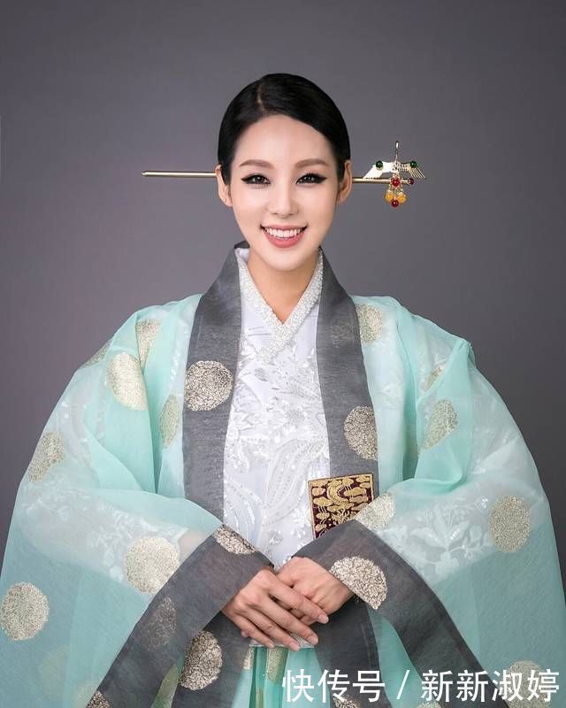 身材|36岁健身女身,边吃边练,体重超过120斤却有迷人曲线