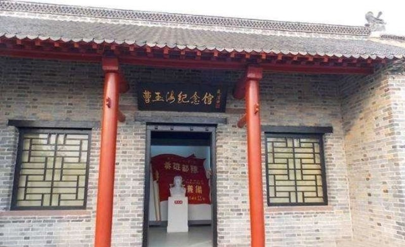 营长|志愿军营长告别未婚妻再赴战场，战友看到他的遗物，全都泪流满面