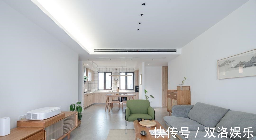 电视机|105平现代风婚房,清静淡雅温馨舒适,不到5个月就全部完工