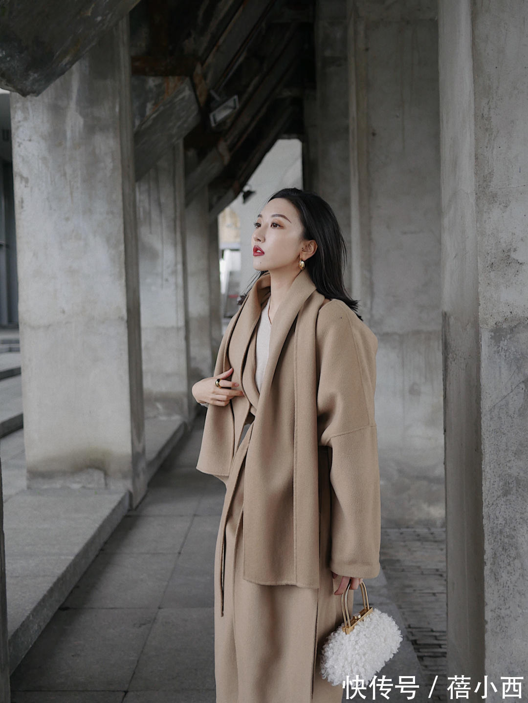 保暖|谁说冬季不能穿“连衣裙”?为你分享4个技巧,保暖中带点小性感